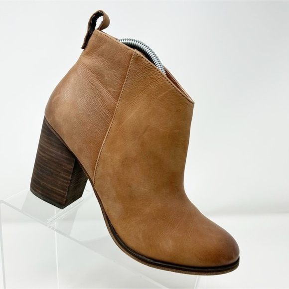 Nordstrom BP Tan Light Brown Leather Stacked Heel Ankle Boots Size 10 Comfort - Picture 1 of 14